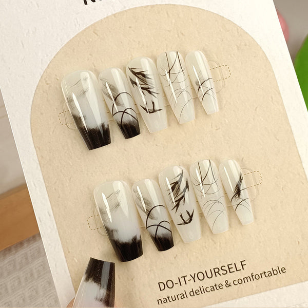 press on nails-black and cute style